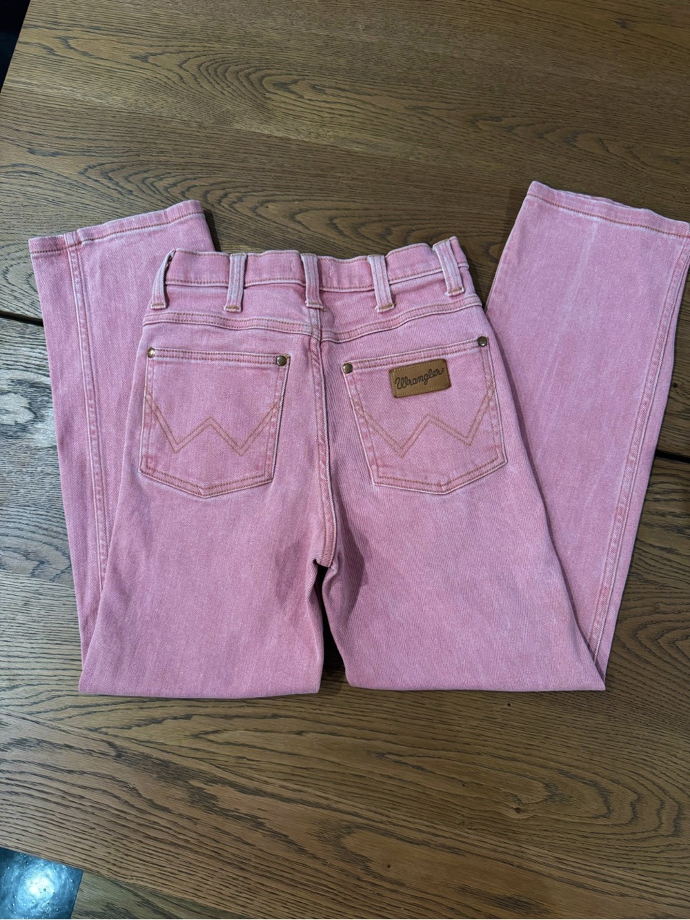 Women’s Wrangler Cowboy Cut Straight Leg Pink Jeans